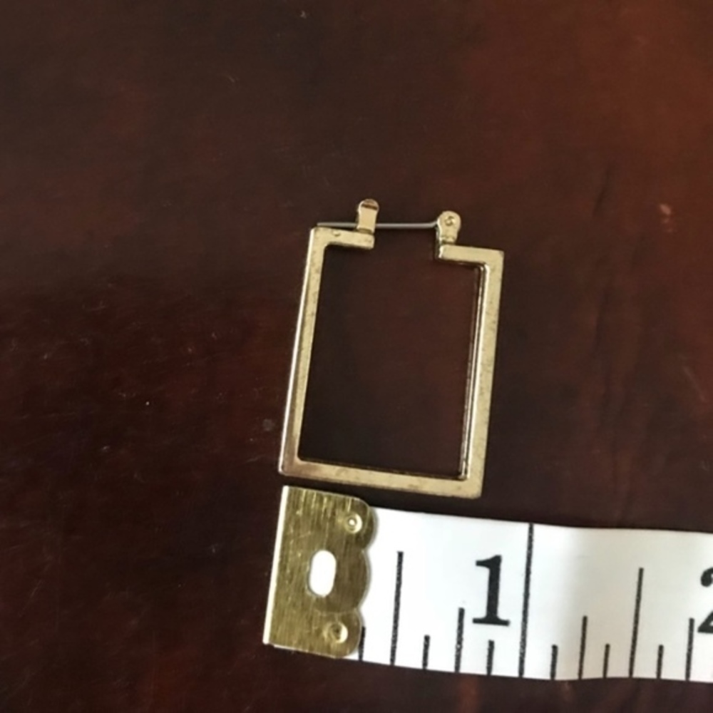 Gold Rectangular Hoop Earrings - Picture 4 of 5